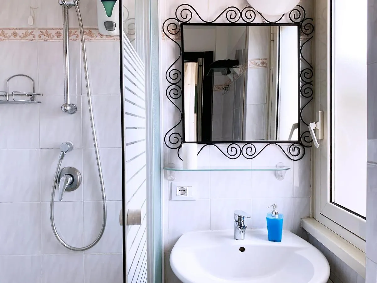 Bed & Breakfast Al Solito Posto B&B Rome Italy